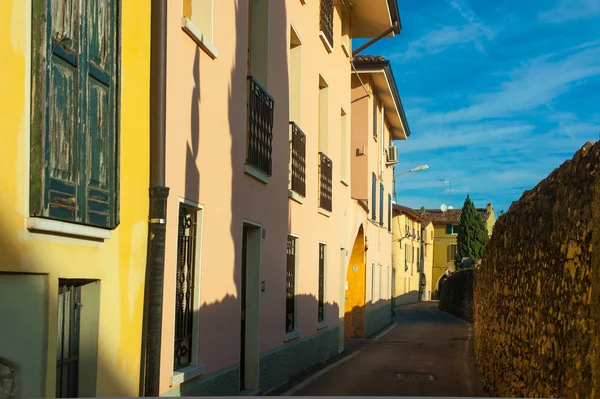 Staré Itálie ulice, desenzzano. — Stock fotografie