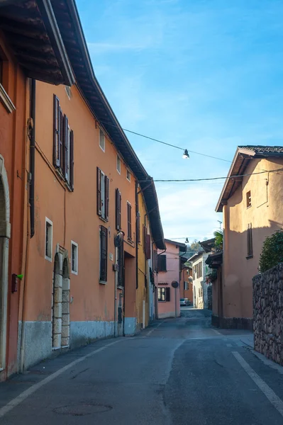 Stare Włochy ulice, desenzzano. — Zdjęcie stockowe