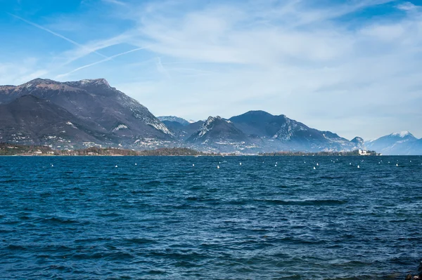 Kusten av Gardasjön, desencano, Italien (la rocca, isolda di san b — Stockfoto