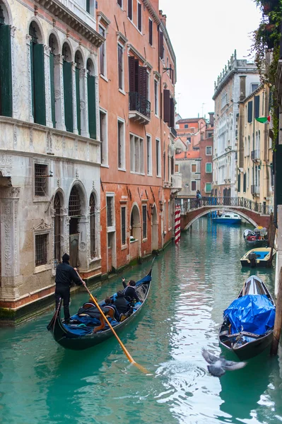 Каналы Венеции, Мурано, Бурано — стоковое фото