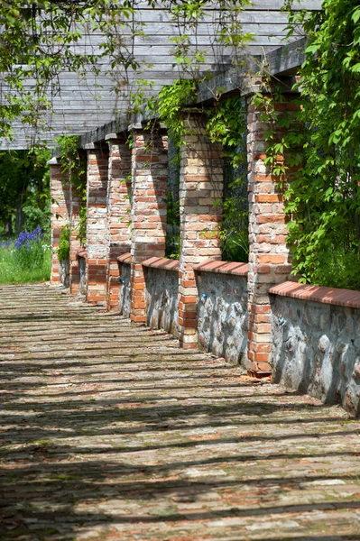 Terrassen i ett tegelhus — Stockfoto