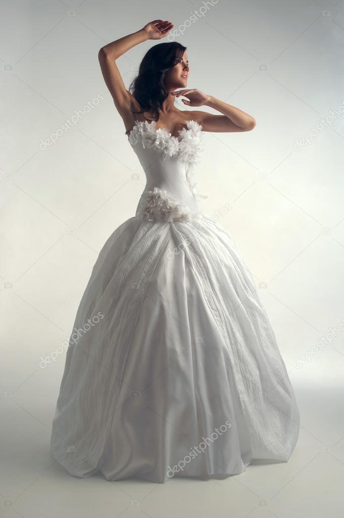 Luxury bride in form-fitting dress