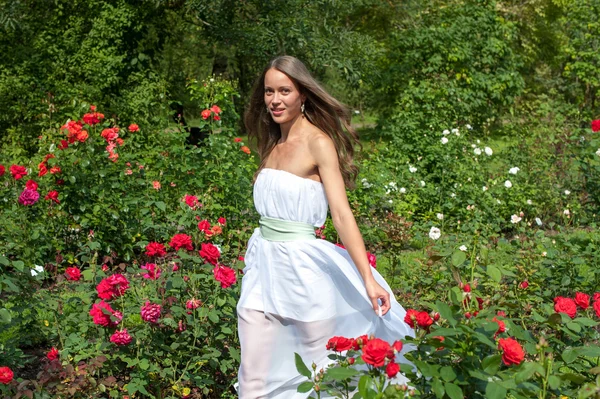 Girl in summer park — Stock Fotó