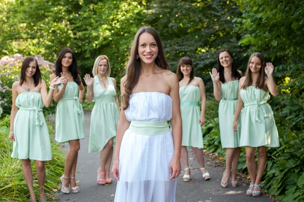 Group of beautiful girls in a park — Stock Photo, Image