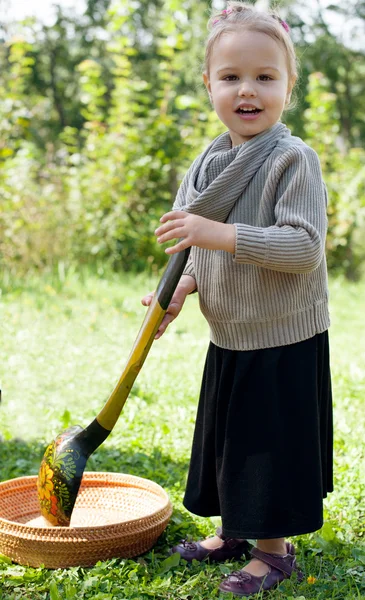 Cute little kid having enjoying countryside — Stock Photo, Image