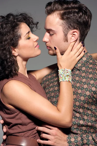 Portrait of young couple — Stock Photo, Image