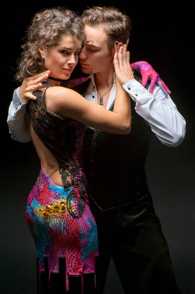 Young couple dancing — Stock Photo, Image