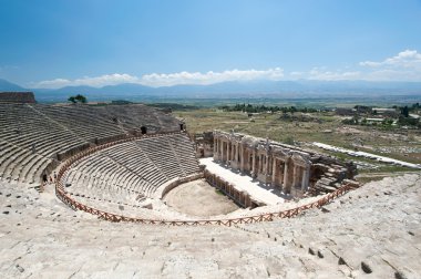 Antik amfitiyatro