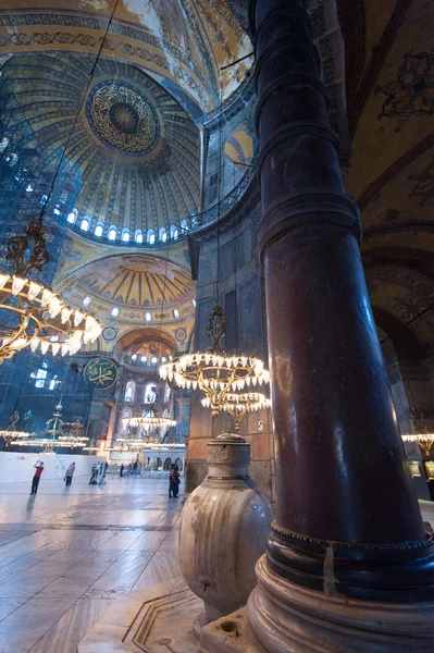 Starověký chrám hagia sophia interiér — Stock fotografie