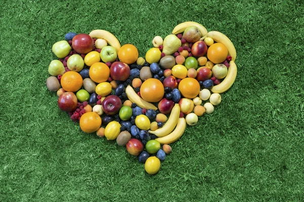 Coração de fruta — Fotografia de Stock