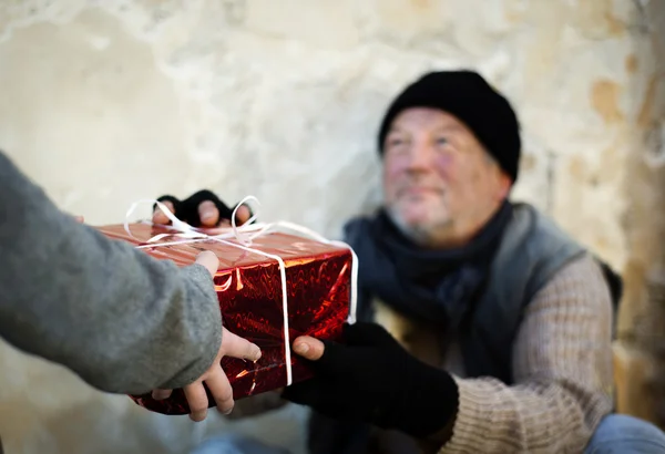 Hjemløs julemasse - Stock-foto