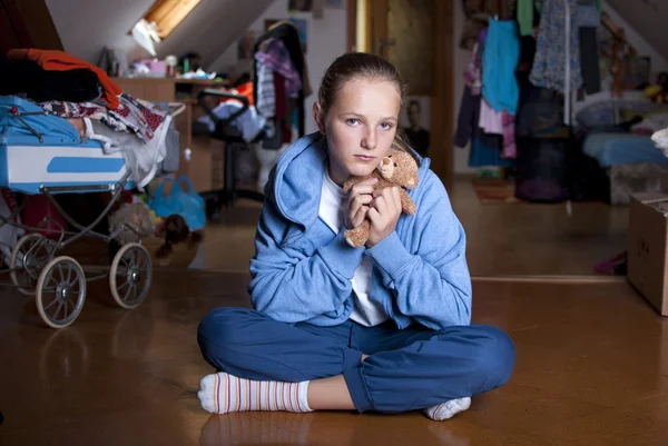 Triste adolescente — Foto de Stock