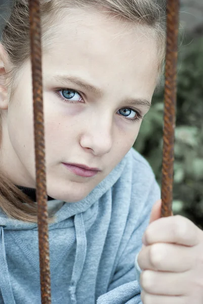 Niño triste. — Foto de Stock