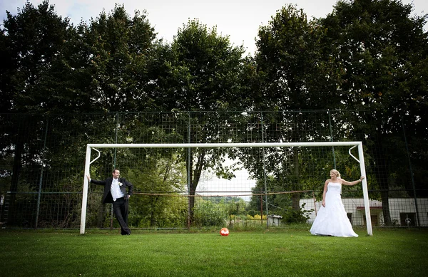 Boda retratos al aire libre — Foto de Stock