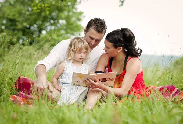 Mutlu aile — Stok fotoğraf