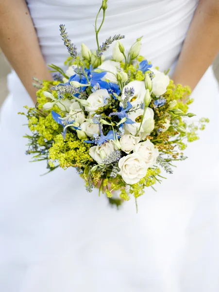 Beautiful bride — Stock Photo, Image