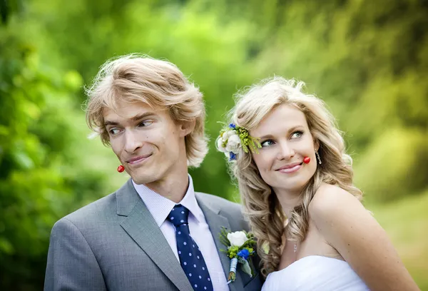 Hermosa pareja de boda — Foto de Stock