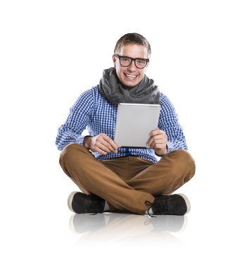 Tabletli genç adam.