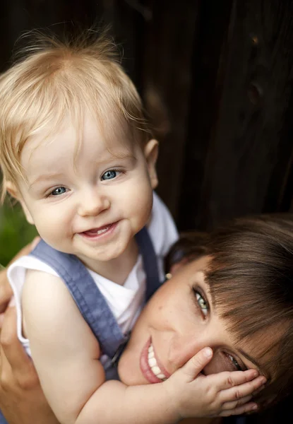 Famiglia in azienda — Foto Stock