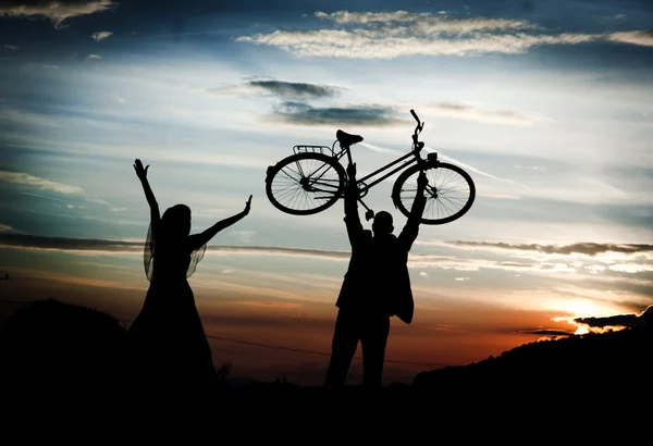 Bride and groom — Stock Photo, Image