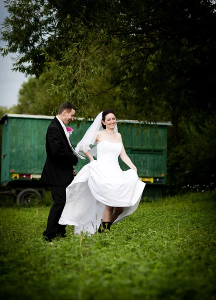 Bride and groom — Stock Photo, Image