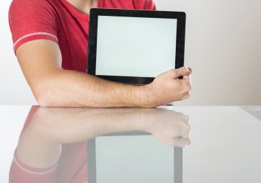 Tabletli adam