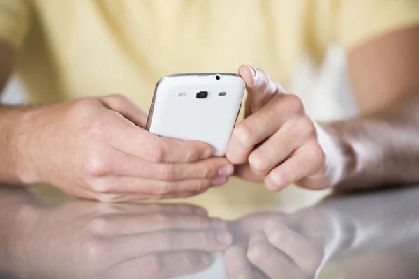 Man with smartphone — Stock Photo, Image