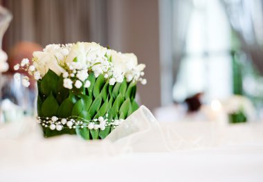 Düğün masa dekorasyonu