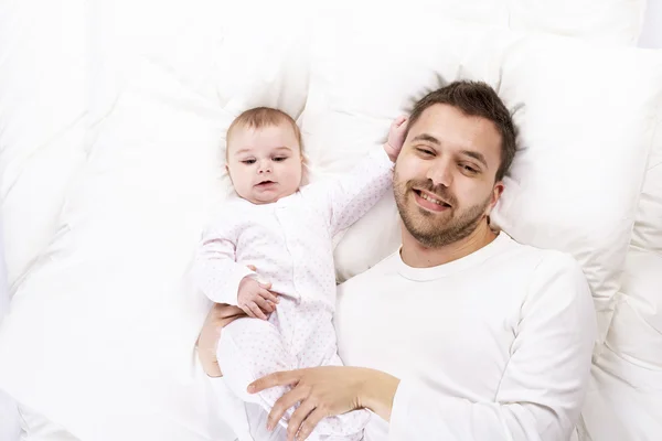 Pappa och baby — Stockfoto