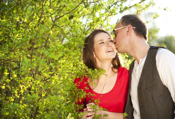 Pareja feliz —  Fotos de Stock