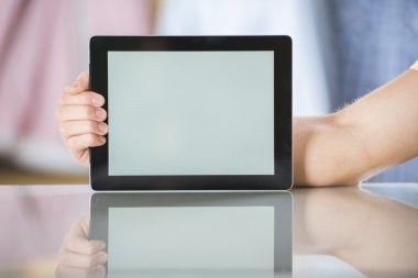 Tabletli adam