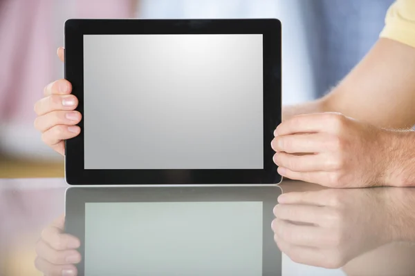 Man with tablet — Stock Photo, Image