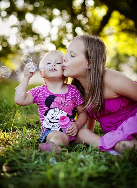 Mutlu aile — Stok fotoğraf