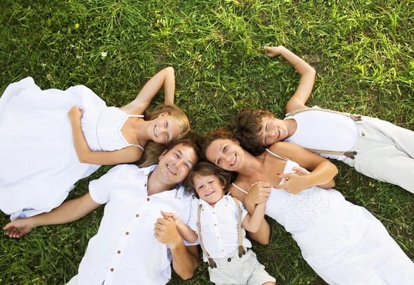 Gelukkige familie — Stockfoto