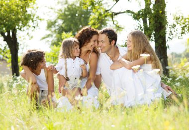Mutlu aile