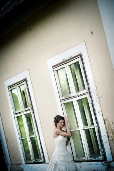 Lovely bride — Stock Photo, Image