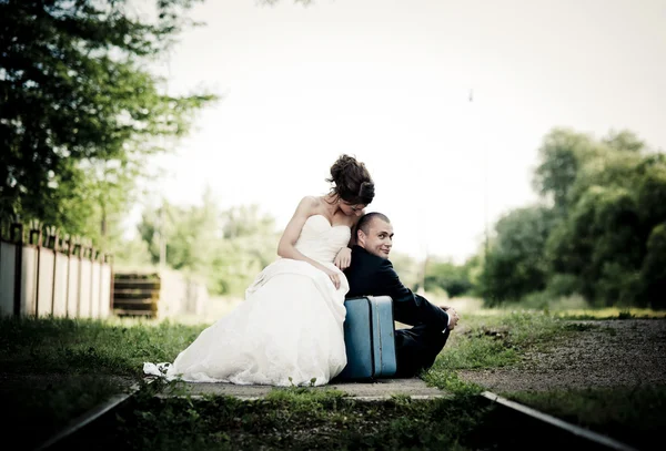 Nevěsta a ženich — Stock fotografie