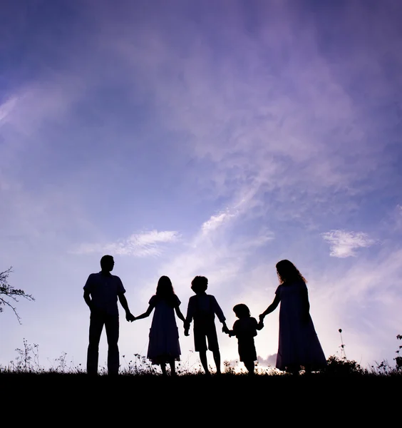 Family in nature — Stock Photo, Image