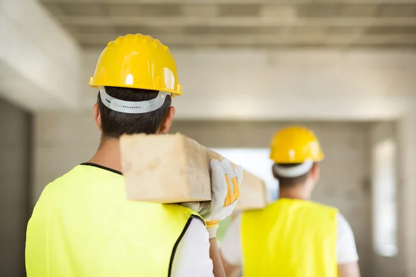 Trabajadores de la construcción — Foto de Stock