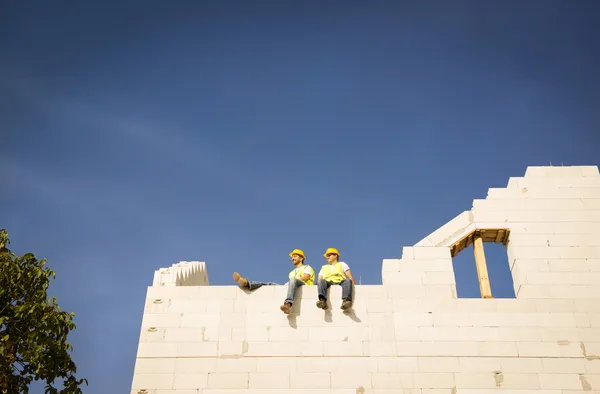 Trabajadores de la construcción — Foto de Stock