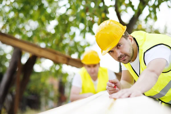 Trabajadores de la construcción — Foto de Stock