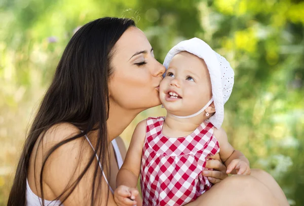 Mãe e filha — Fotografia de Stock