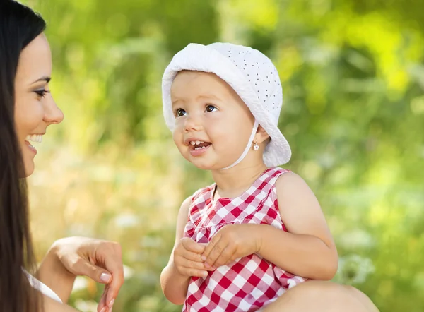 Moeder en dochter — Stockfoto