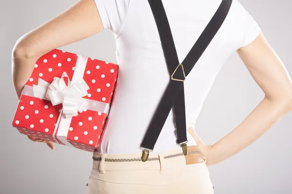 Beautiful christmas woman with gift — Stock Photo, Image