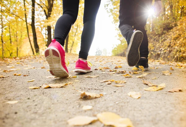 Laufendes Paar — Stockfoto