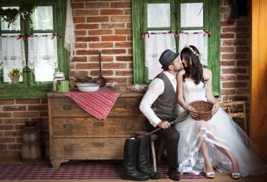 Gelin ve damat country tarzı düğün