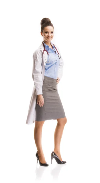 Mujer doctora con estetoscopio — Foto de Stock