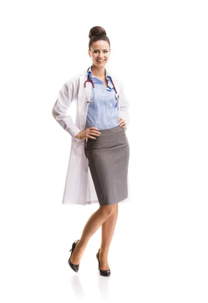 Mujer doctora con estetoscopio — Foto de Stock