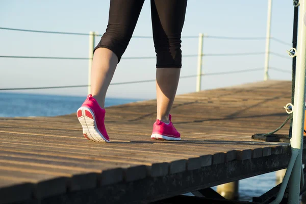 Mujer corriendo — Foto de Stock