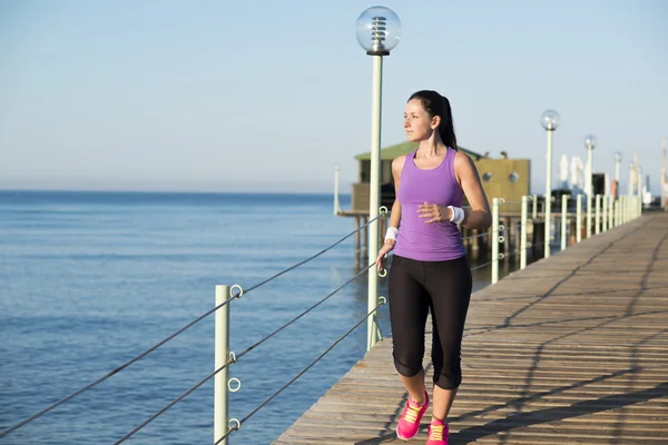 Mujer corriendo — Foto de Stock